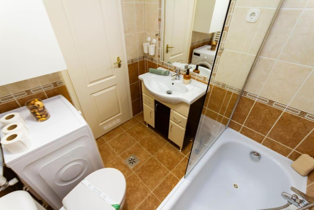 Апартаменты Family Lux Lounge In Voeroesmarty Street By Nw